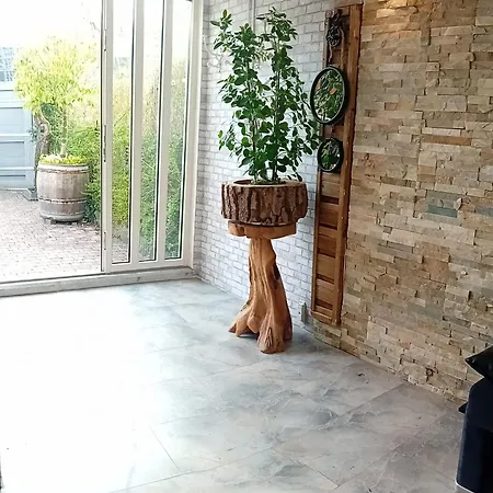 Thuis Op Flakkee アパート *